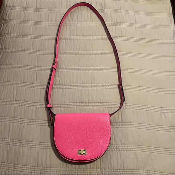Steve Madden Vibrant Pink Crossbody Bag - Picture 4 of 6
